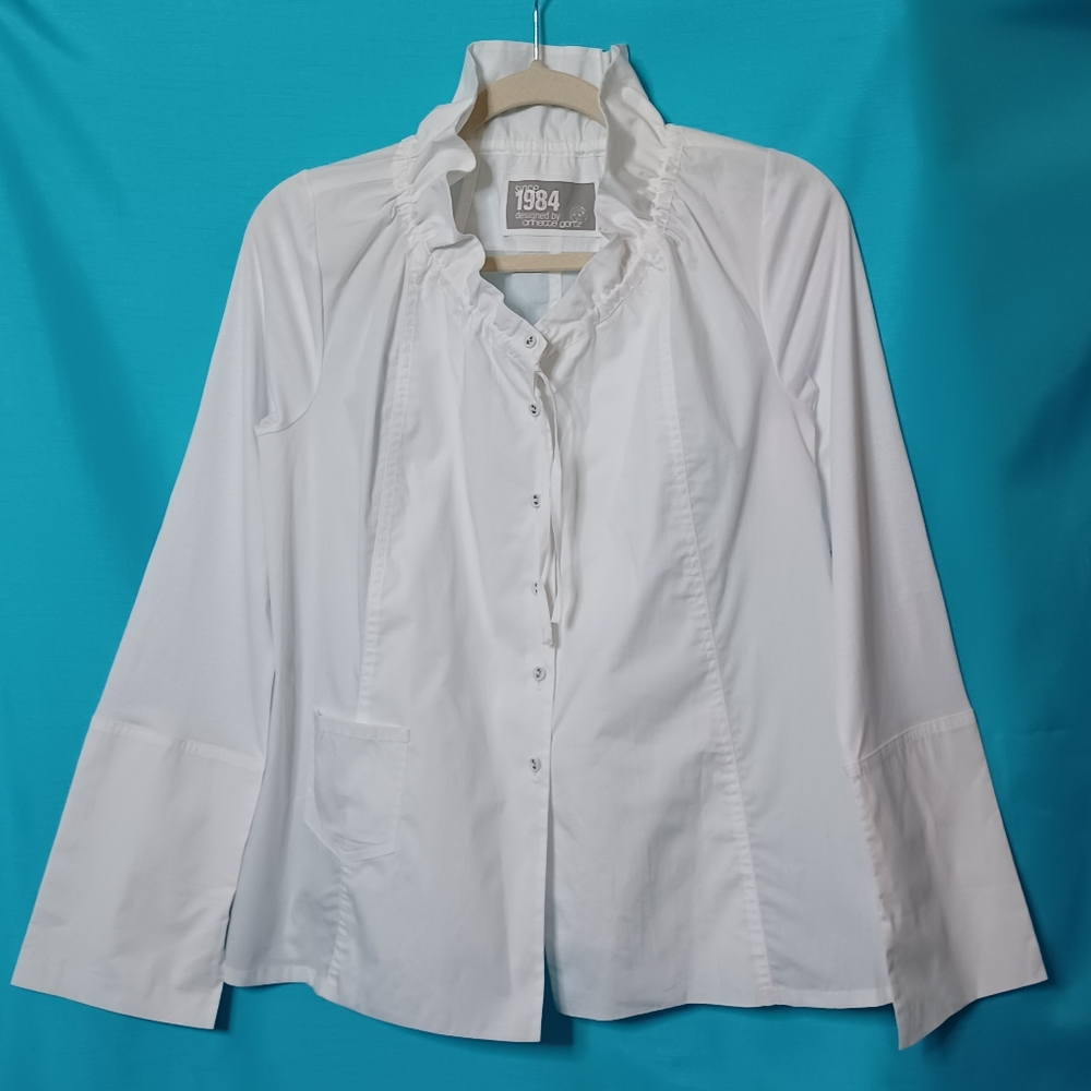 Annette Gortz Women's White Button Down Drawstring Neck Top. Size 38 (M)